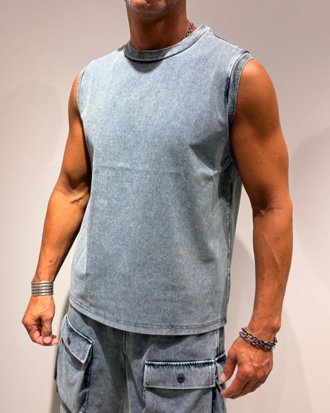 MEN 178cm Lブルー/サイズM着用