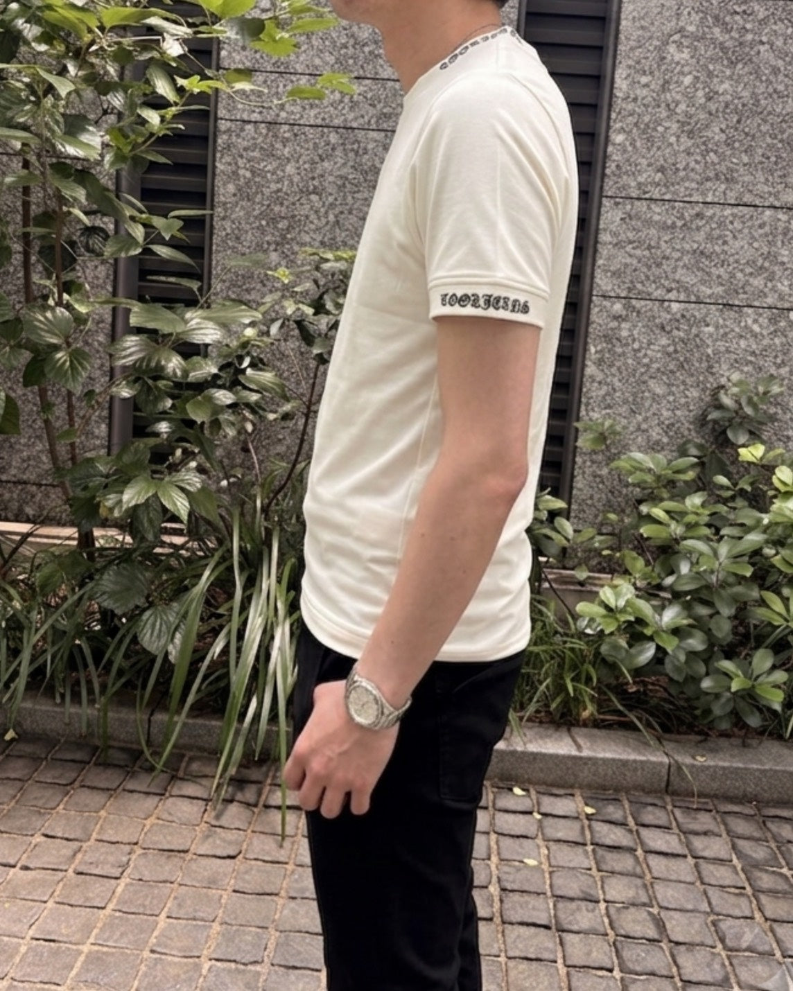 【先行予約販売】CJ袖ネック刺繍Tシャツ MEN