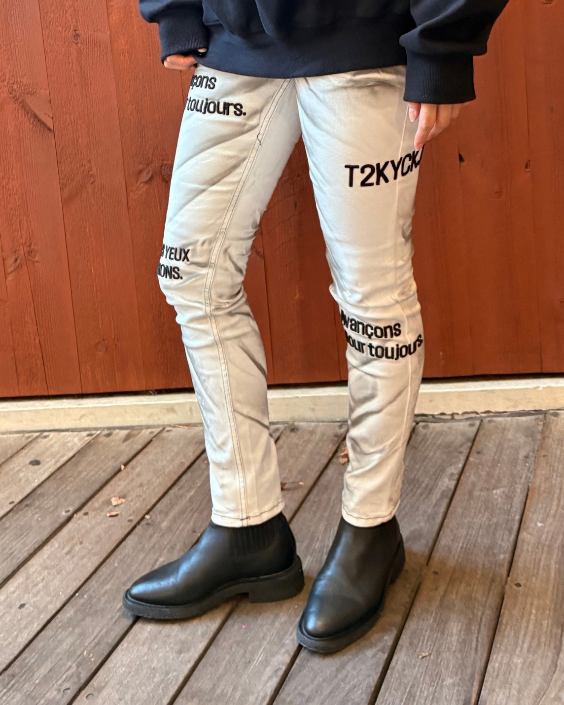 刺繍シガレットパンツ(オフ) UNISEX