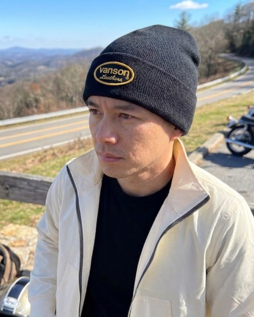 VANSONニット帽 UNISEX