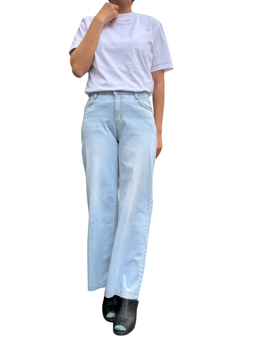 袖ダガー刺繍T UNISEX