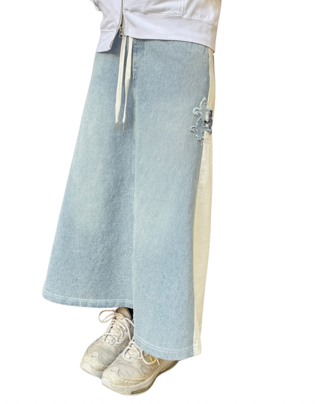 WOMEN 165cm サックス×オフ サイズ1着用