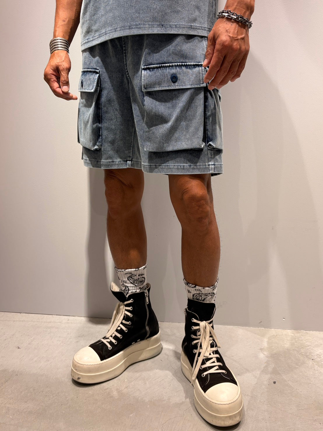 MEN 178cm Lブルー/サイズＭ着用