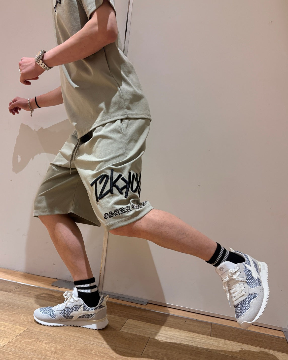 T2KYCKJSショーツ UNISEX