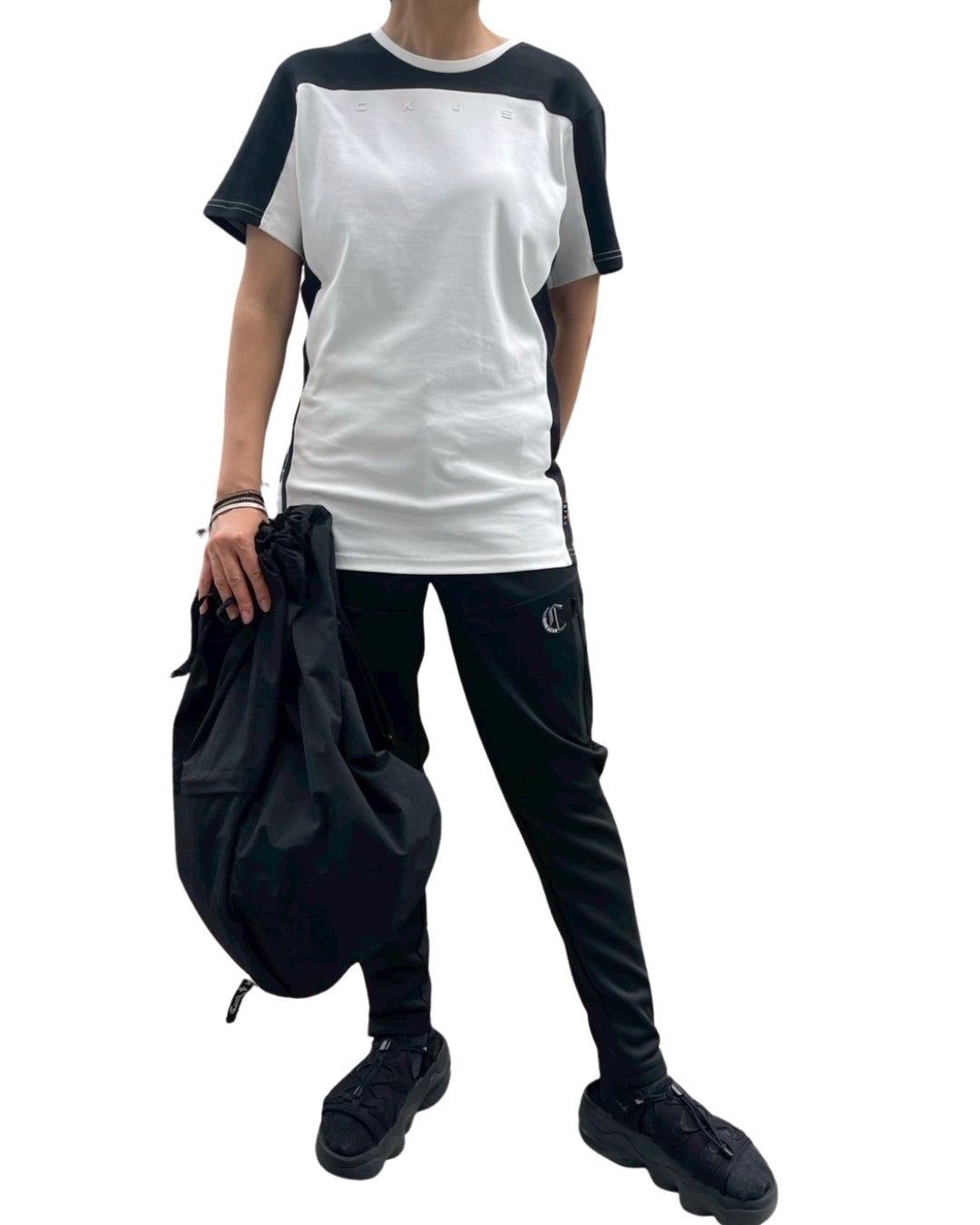 モノトーンCKJS.T WOMEN